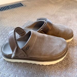 UGG women’s brown clogs